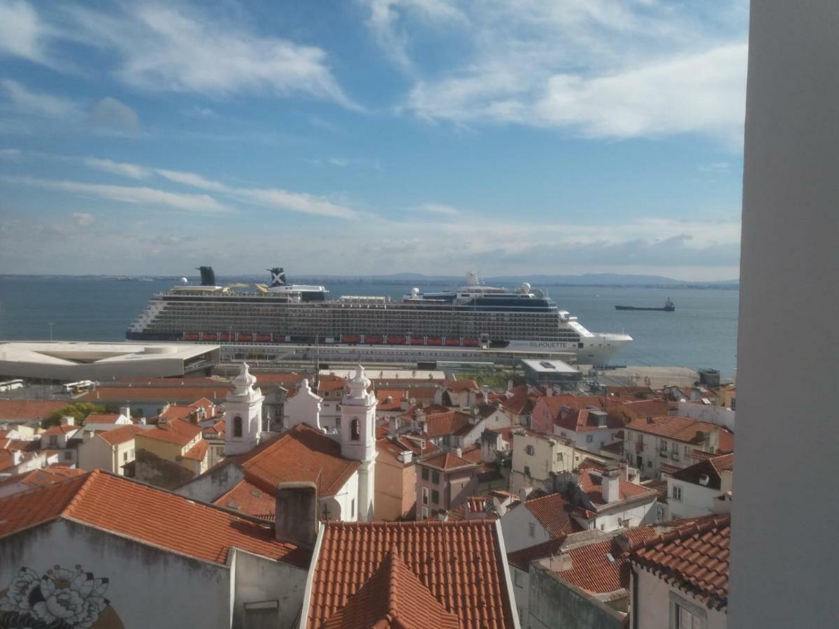 Miradouro De Santa Luzia Apartment Lisbon Luaran gambar