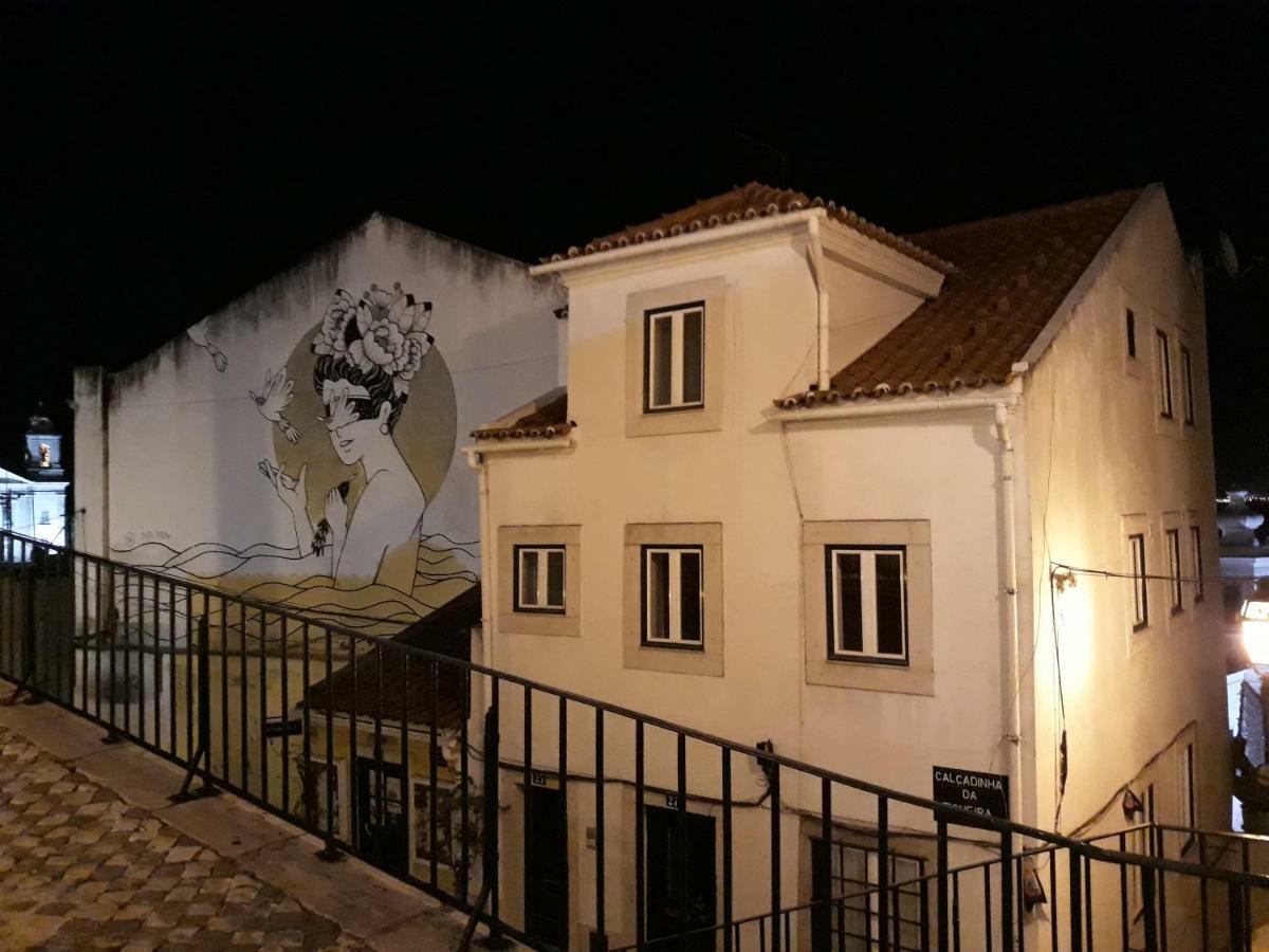 Miradouro De Santa Luzia Apartment Lisbon Luaran gambar